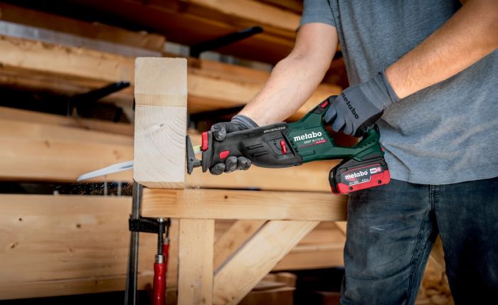 Пилка шабельна акумуляторна Metabo SSEP 18 LT BL 18В хід 32мм 0-3000об/хв 3кг без АКБ та ЗП