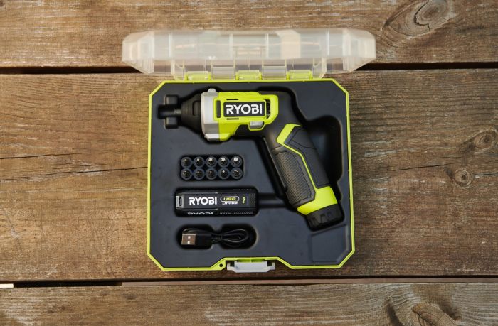 Викрутка акумуляторна Ryobi RSD4-120T 4В USB Lithium акб 1х2А·год 5Нм 200об·хв кейс для зберігання 10 насадок 0.37кг