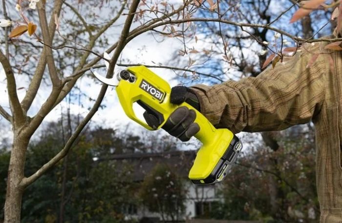 Акумулятор ONE+ Ryobi RB1820C 18В 2А·год 0.4кг (unpacked)