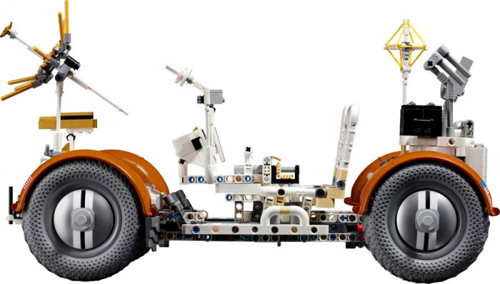 Конструктор LEGO Technic Місячний автомобіль NASA Apollo