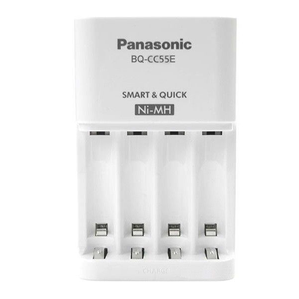 Зарядний пристрій Panasonic Smart-Quick charger