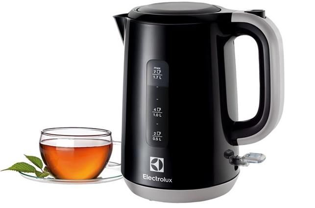 Електрочайник Electrolux EEWA3300