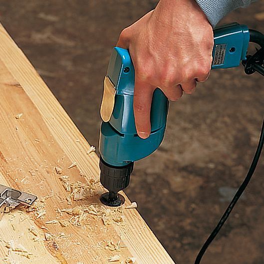 Дриль Makita 6510LVR, 400Вт, 10мм, БЗП, 1.4 кг