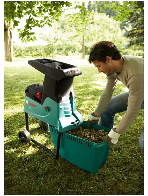 Подрібнювач садовий Bosch AXT 25 TC малошумний, 2500Вт, 45мм, 2.5 кг, 30.5 кг
