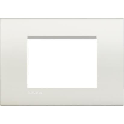 BTicino LivingLight Рамка, 3 модуля, колір білий