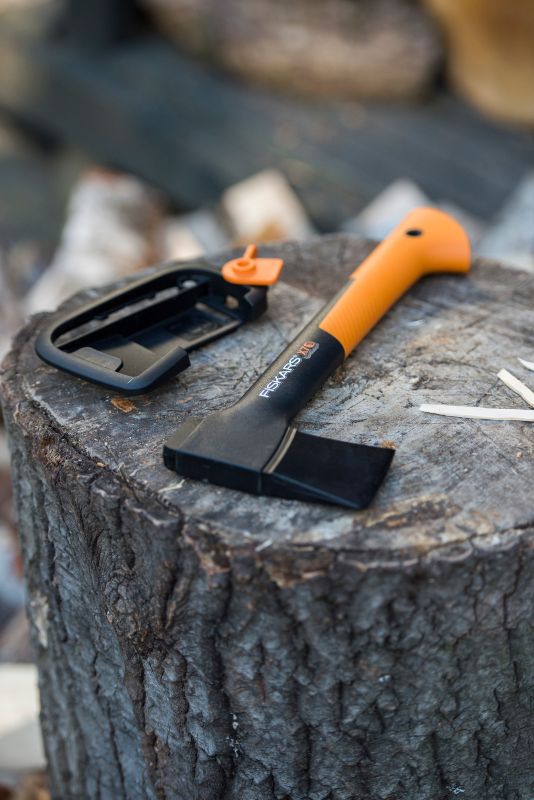 Fiskars Сокира туристична XS Х7