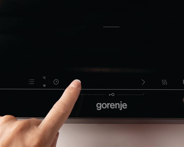 Індукційна плитка Gorenje ICM2000SP