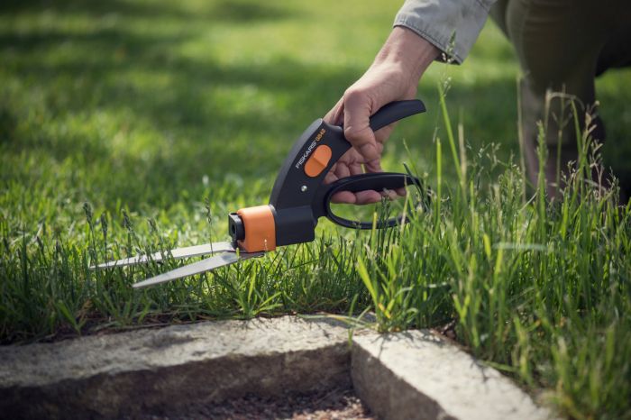 Fiskars Ножиці для трави Servo-System  GS42