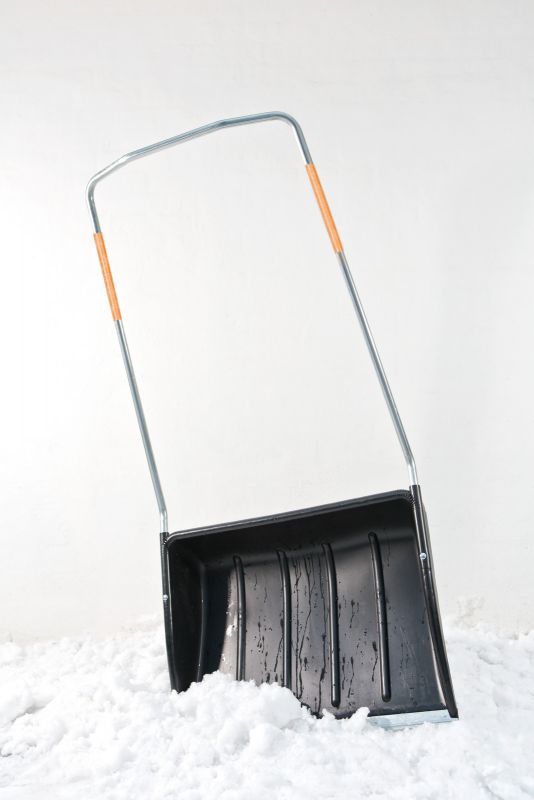 Fiskars Скрепер для снігу SnowXpert