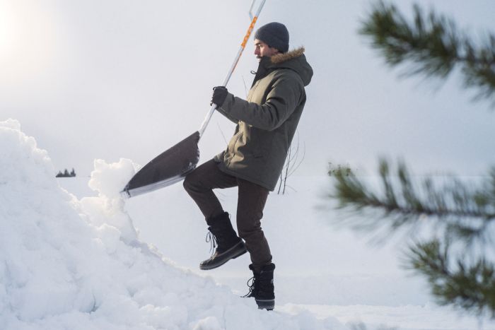 Fiskars Скрепер для снігу SnowXpert