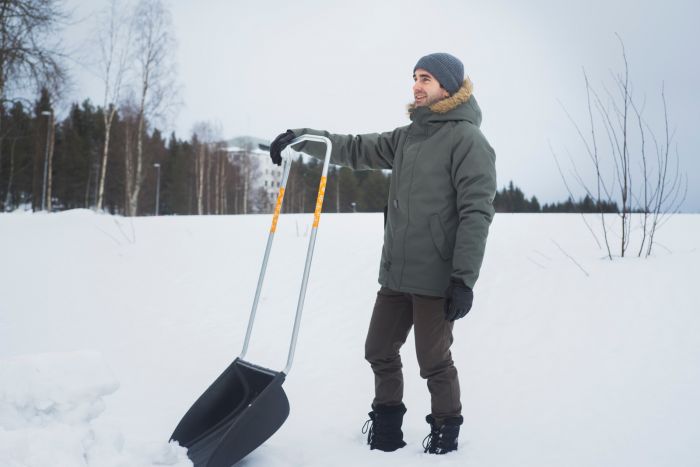 Fiskars Скрепер для снігу SnowXpert