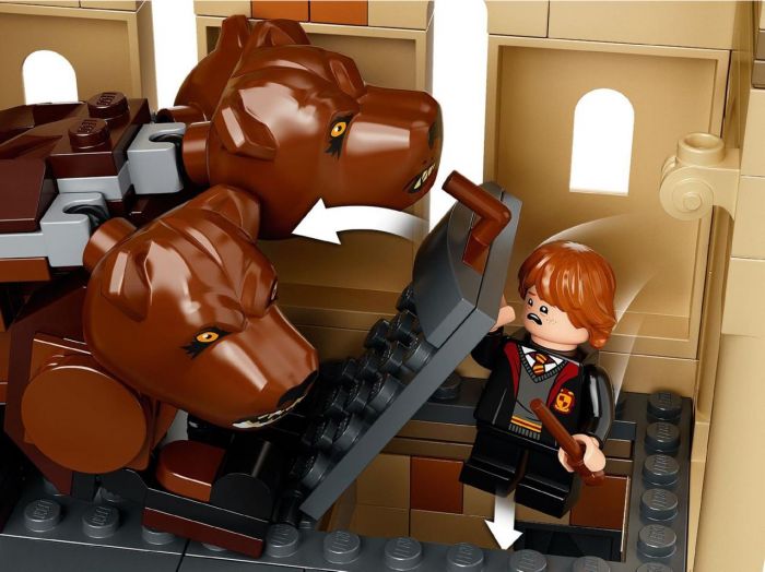 Конструктор LEGO Harry Potter Гоґвортс: зустріч із Флафі 76387