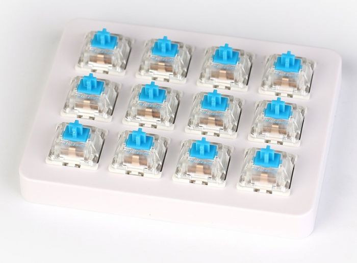 Набір механічних перемикачів KEYCHRON Gateron Switch with Holder Set 12Pcs/Set Blue