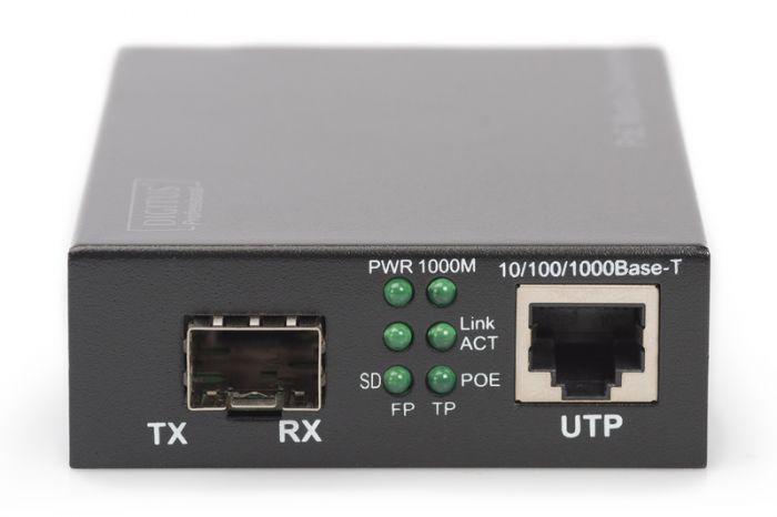 Медіа конвертор DIGITUS Gigabit PoE+, RJ45/SFP, 802.3at, 30W, incl. PSU