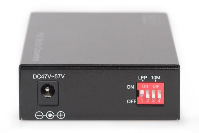 Медіа конвертор DIGITUS Gigabit PoE+, RJ45/SС MM 0.5km, 802.3at, 30W, incl. PSU