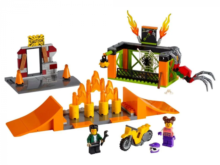 Конструктор LEGO City Парк каскадерів 60293