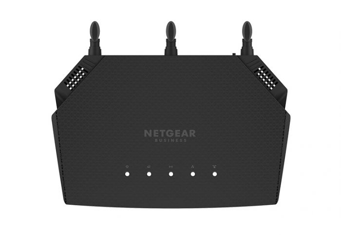 Точка доступу NETGEAR WAX204 AX1800 WiFi 6, 4xGE LAN, 1xGE WAN, 3х зовнішн. ант.