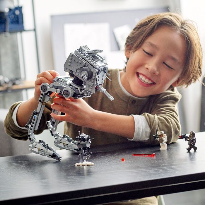 Конструктор LEGO Star Wars AT-ST на Хоті 75322