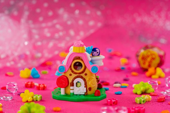 Ігрова фігурка Jazwares Nanables Small House Містечко солодощів, Кондитерська Найкращі капкейки