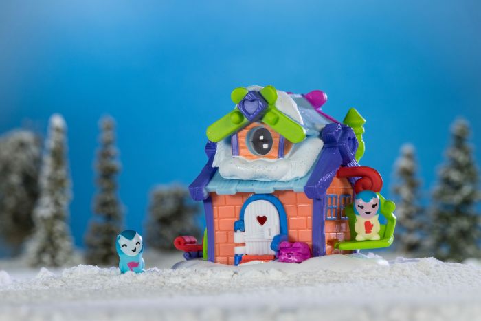 Ігрова фігурка Jazwares Nanables Small House Зимовий дивосвіт, Лижний будиночок Схованка