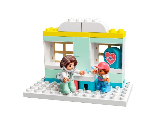 Конструктор LEGO DUPLO Town Візит лікаря 10968