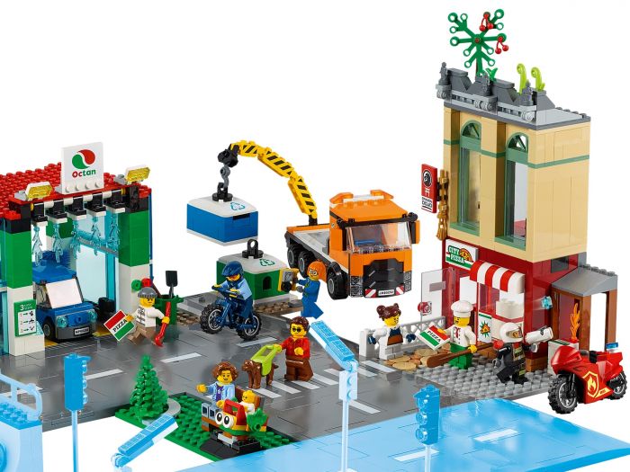 Конструктор LEGO City Центр міста 60292