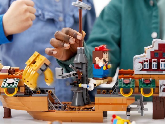 Конструктор LEGO Super Mario Літальний апарат Боузера. Додатковий рівень 71391