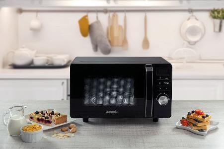 Мікрохвильова пічка Gorenje MO20S4BC/ 20 л/700 Вт./електроне упр./LED-дисплей/ чорний