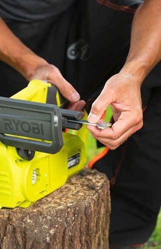 Пила ланцюгова Ryobi ONE+ RY18CS20A-0, 18В, акумуляторна, шина 20 см (без АКБ та ЗП)