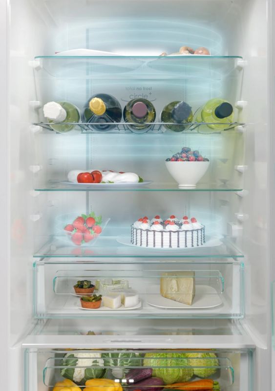 Холодильник Candy з нижн. мороз., 185x66х60, холод.відд.-224л, мороз.відд.-109л, 2дв., А++, NF, зона св-ті, білий