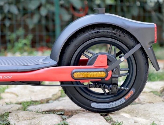 Електросамокат Segway-Ninebot D18E, Black/Red