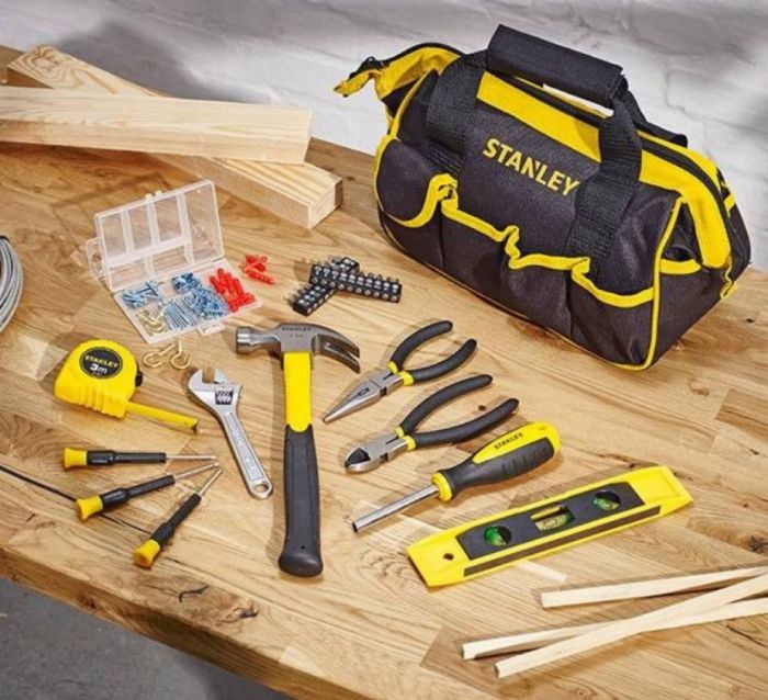 Набір інструменту Stanley, універсальний, 131 од., сумка