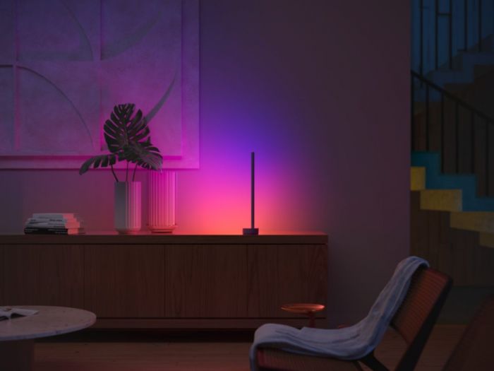 Настільний світильник розумний Philips Hue Signe, 2000K-6500K, RGB, Gradient, ZigBee, димування, 55см, чорний