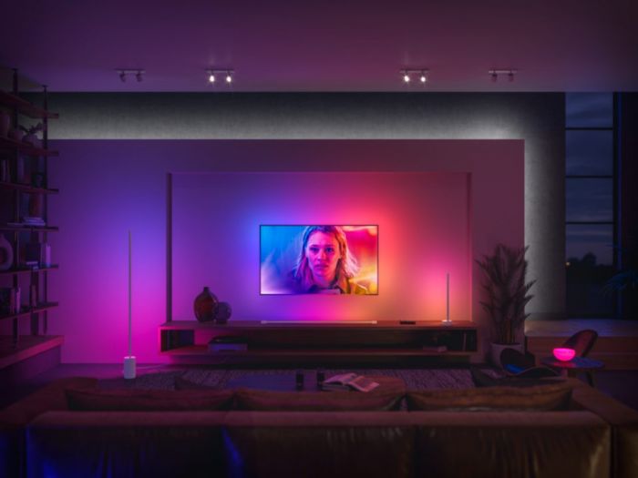 Торшер розумний Philips Hue Signe, 2000K-6500K, RGB, Gradient, ZigBee, димування, 145см, білий