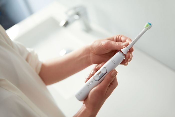 Набір електричних зубних щіток PHILIPS Sonicare ProtectiveClean 6100 HX6877/34