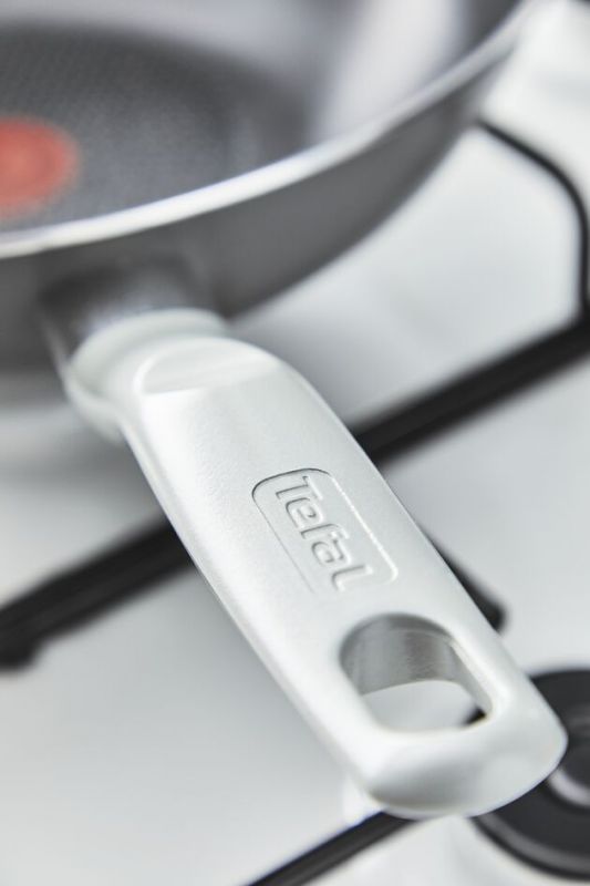 Сковорода Tefal Air Cook, 24см, покриття Titanium, Thermo-Spot, алюм., сірий