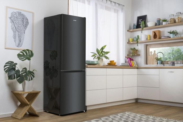 Холодильник з нижн. мороз. камерою Gorenje NRKE62BXL 185х60х60см, 2 двері, 203( 99)л, А++, NoFrost+ , LED дисплей, Зона св-ті, чорний