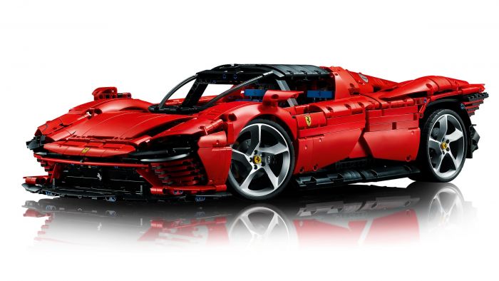 Конструктор LEGO Technic Ferrari Daytona SP3