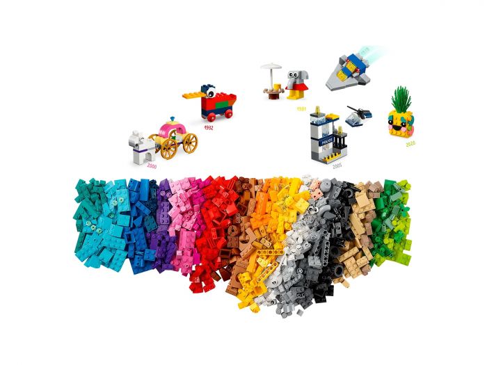 Конструктор LEGO Classic 90 років гри
