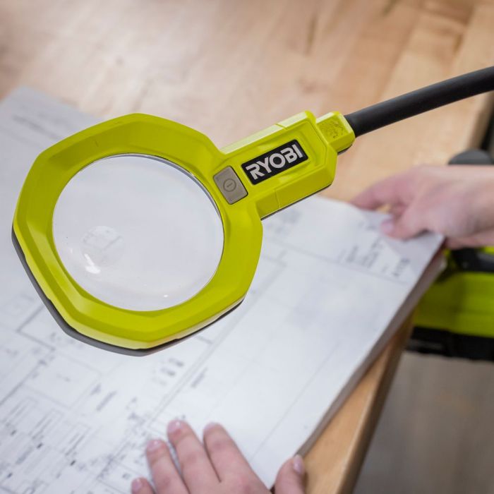 Ліхтар Ryobi RML18-0,18В ONE+, 500 лм, 2 режими, гнучка штанга, збільшувальна лінза 86 мм (без АКБ та ЗУ)