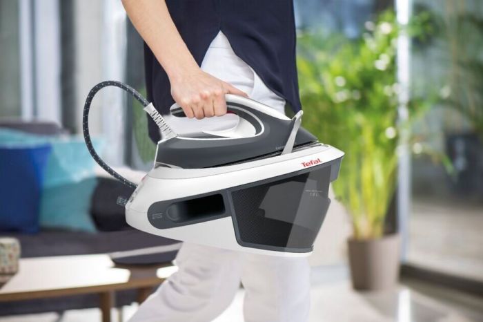 Праска з парогенератором TEFAL EXPRESS AIRGLIDE SV8020E1