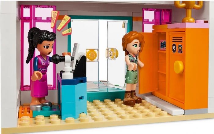 Конструктор LEGO Friends Хартлейк-Сіті: міжнародна школа