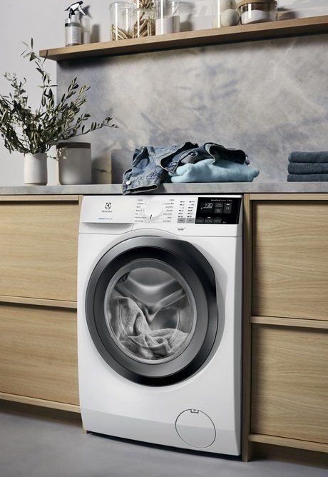 Пральна машина Electrolux фронтальна, 7кг, 1200, A+++, 48см, дисплей, інвертор, білий