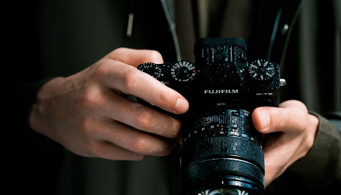 Цифр. фотокамера Fujifilm X-T5 + XF 18-55mm F2.8-4 Kit Black
