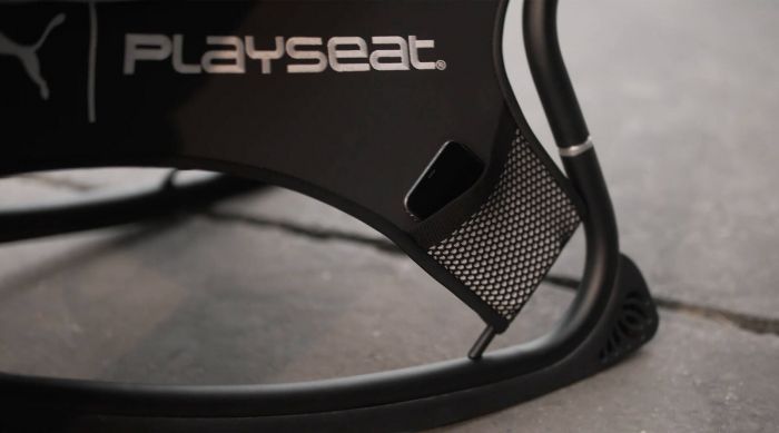 Консольне крісло Playseat®  PUMA Edition - Black