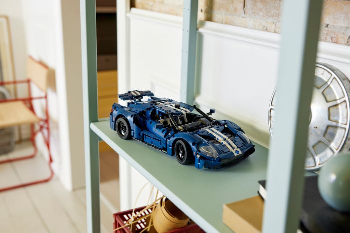 Конструктор LEGO Technic Ford GT 2022