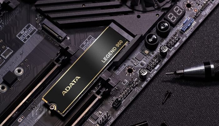 Накопичувач SSD ADATA M.2 2TB PCIe 4.0 LEGEND 960