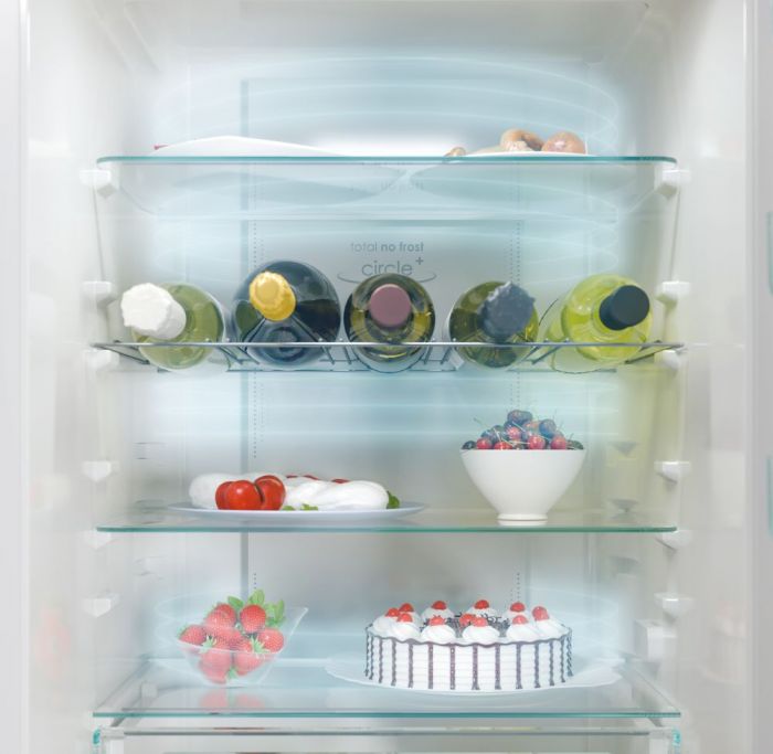 Холодильник Candy вбуд. з нижн. мороз., 177x66х60, холод.відд.-186л, мороз.відд.-62л, 2дв., А++, NF, інв., зона нульова, білий