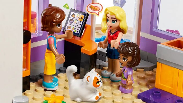 Конструктор LEGO Friends Хартлейк-Сіті. Громадська кухня