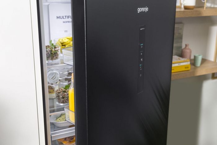 Холодильник Gorenje NRK619EABXL4 з нижн. мороз. камерою, 185х60х60см, 2 дв., Х- 204л, М- 96л, A+, NoFrost Plus, Fresh zone, чорний